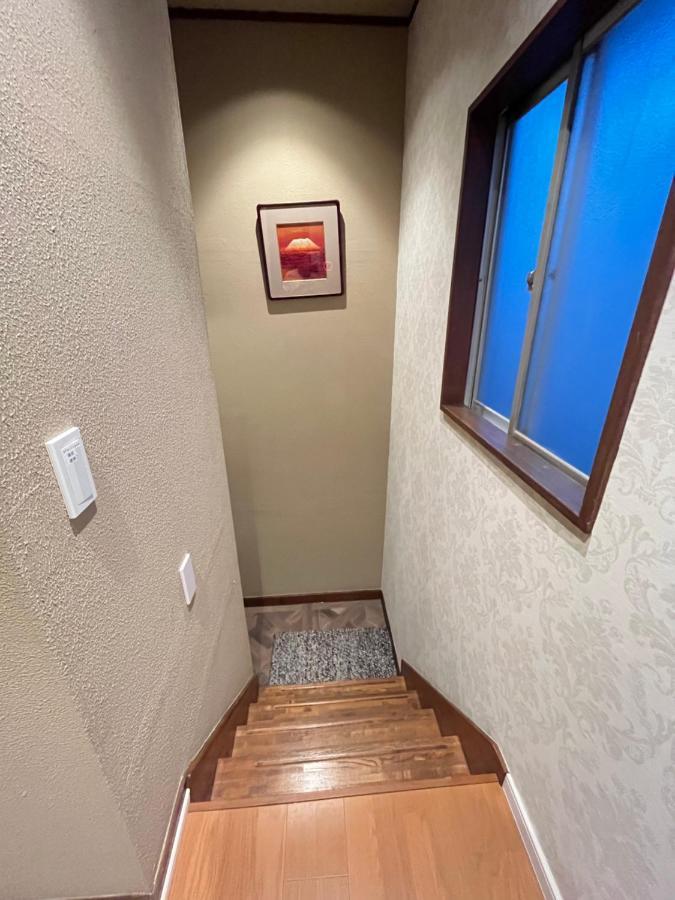 Nearest Jr Sobu Line Shinkoiwa Str,Tokyo Str 15 Min ,Shinjuku 25 Min, Disney 30 Min Екстер'єр фото
