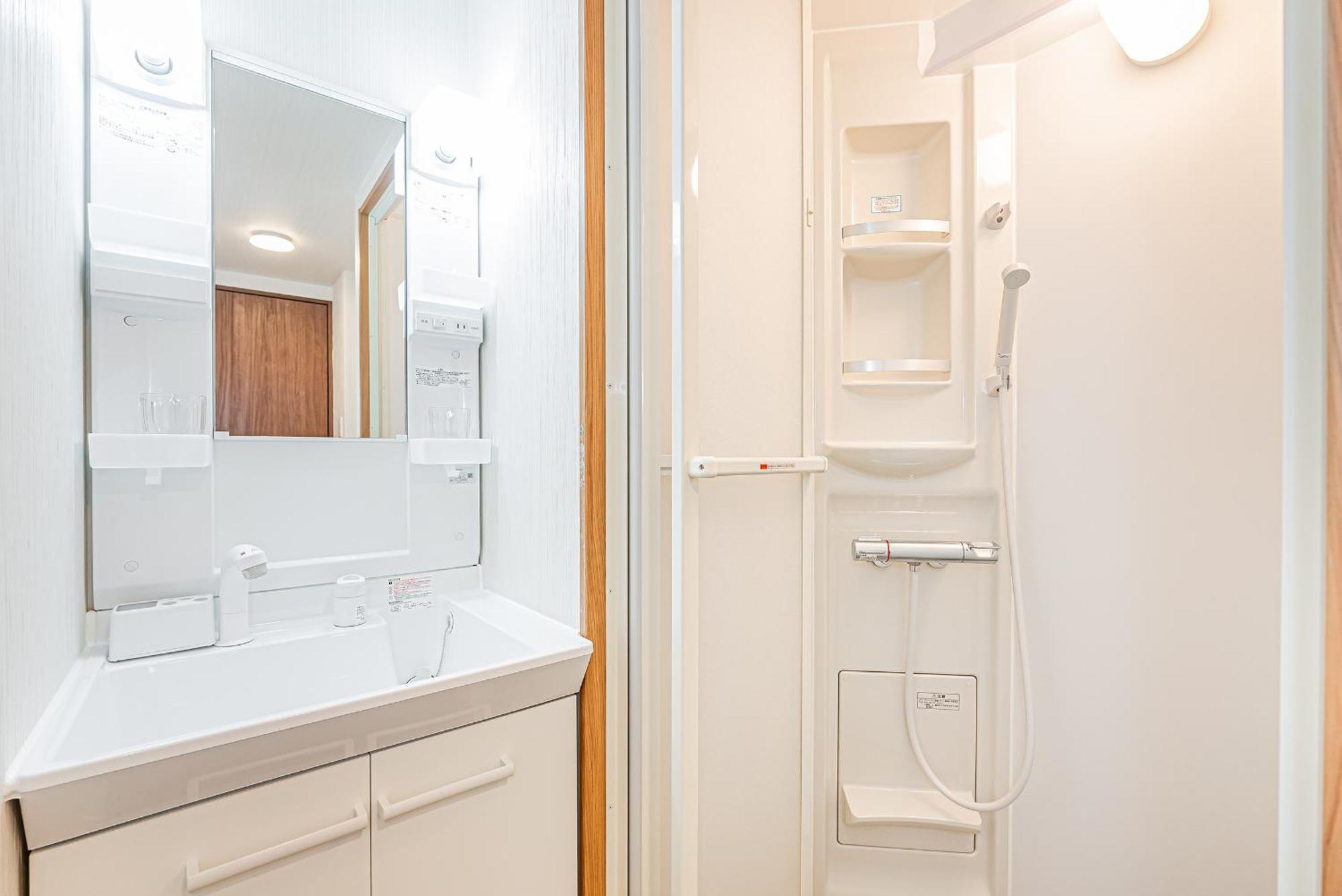 Nearest Jr Sobu Line Shinkoiwa Str,Tokyo Str 15 Min ,Shinjuku 25 Min, Disney 30 Min Екстер'єр фото